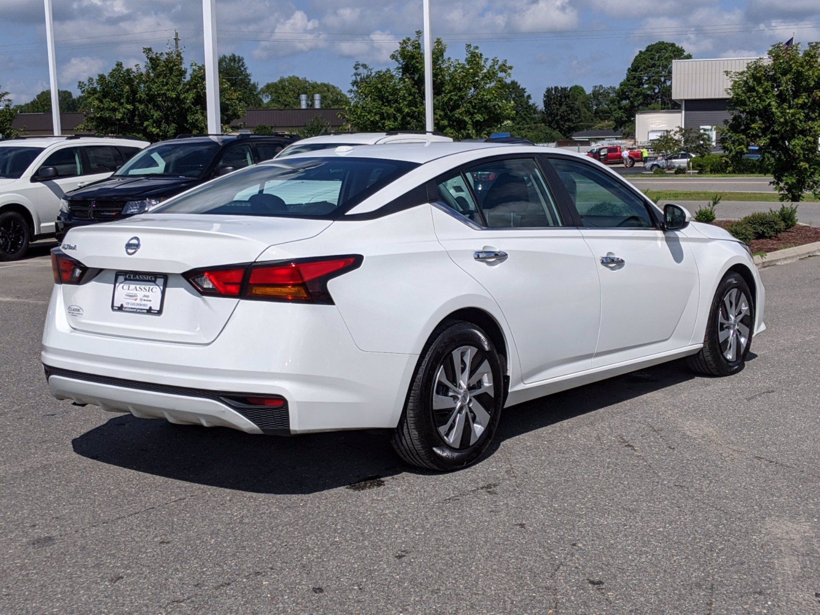 Pre-Owned 2019 Nissan Altima 2.5 S FWD 4dr Car