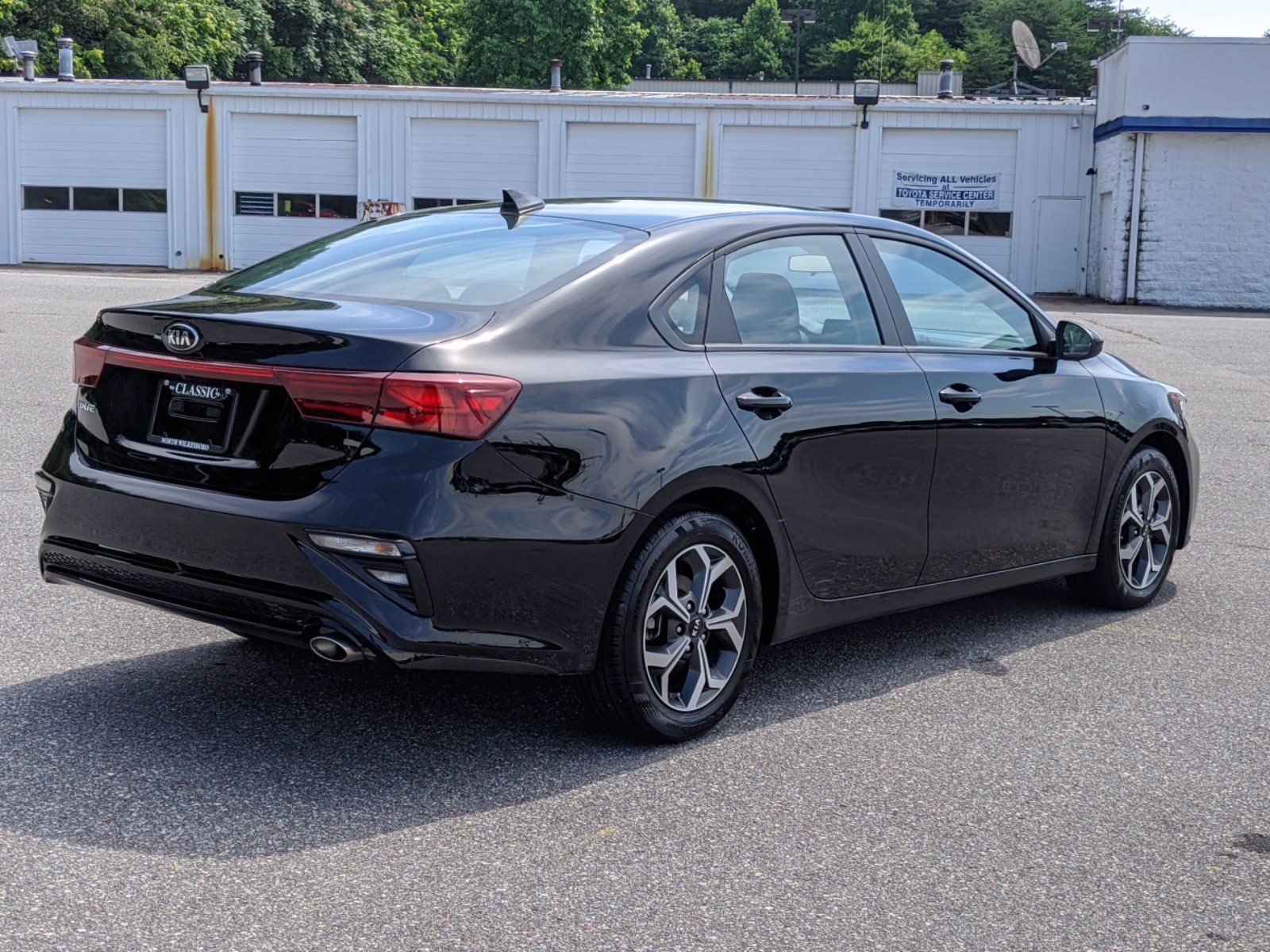 Pre-Owned 2019 Kia Forte LXS FWD 4dr Car