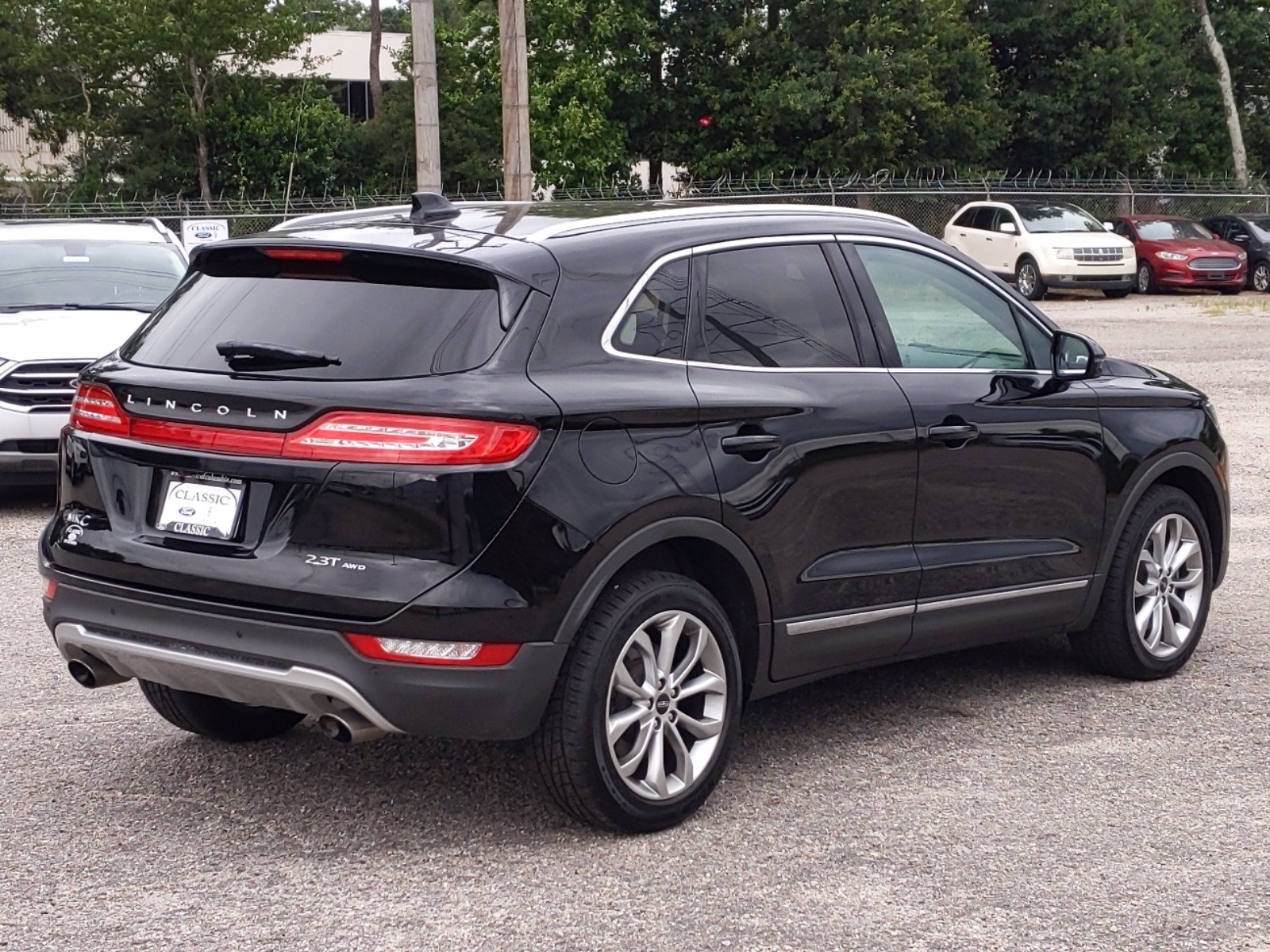 Pre-Owned 2017 Lincoln MKC Select With Navigation & AWD