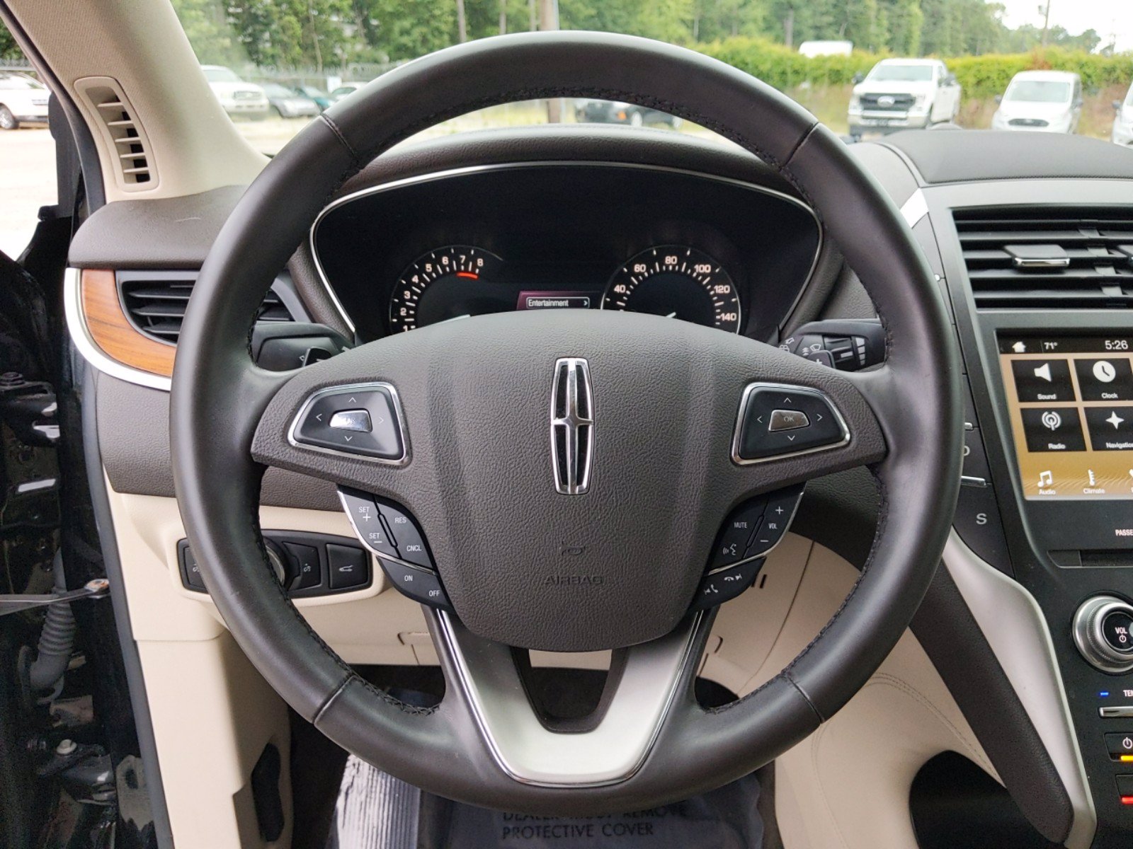 Pre-Owned 2017 Lincoln MKC Select With Navigation & AWD